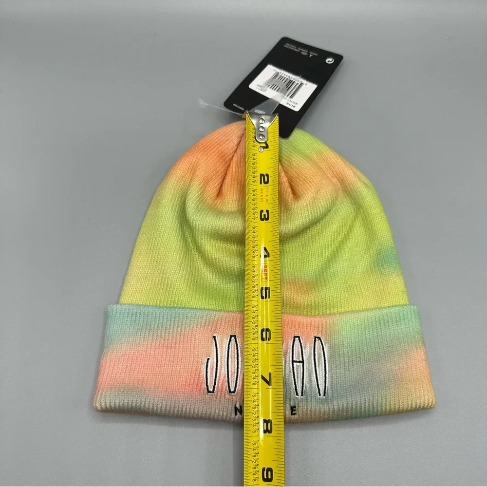 Nike Jordan Tie Dye Knit Warm Beanie Hat Boys Size 8/20 Orange Green